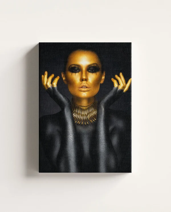 Tablou Canvas Regina Neagră cu Atingere de Aur